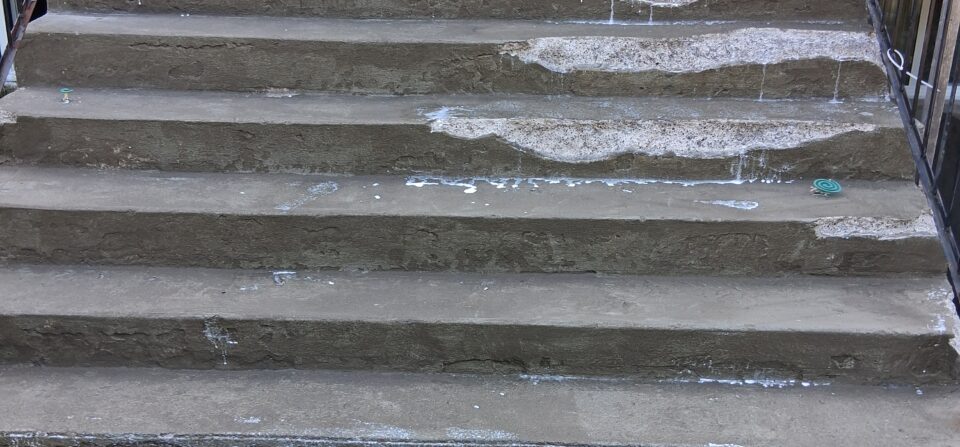 Rénover ou détruire votre escalier de béton?